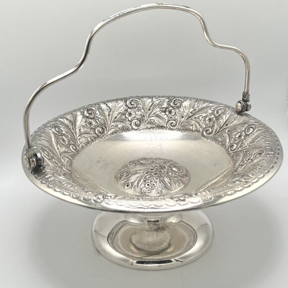 Antique 1900s Victorian Hartford Quad CE Silverplated Footed Dish Basket Floral - Picture 1 of 9